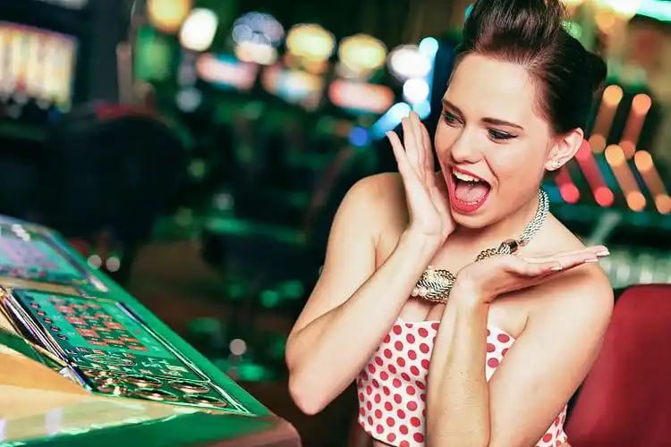 Close-up of Lightning Roulette wheel and multiplier display on betting board at 02 togel